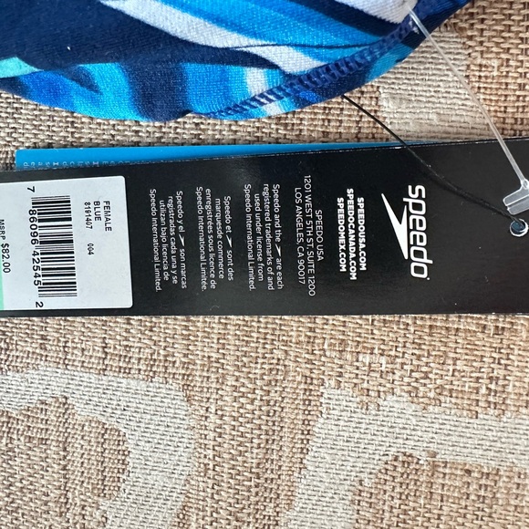 Beand new bathing suit one piece size speedo - Picture 6 of 6